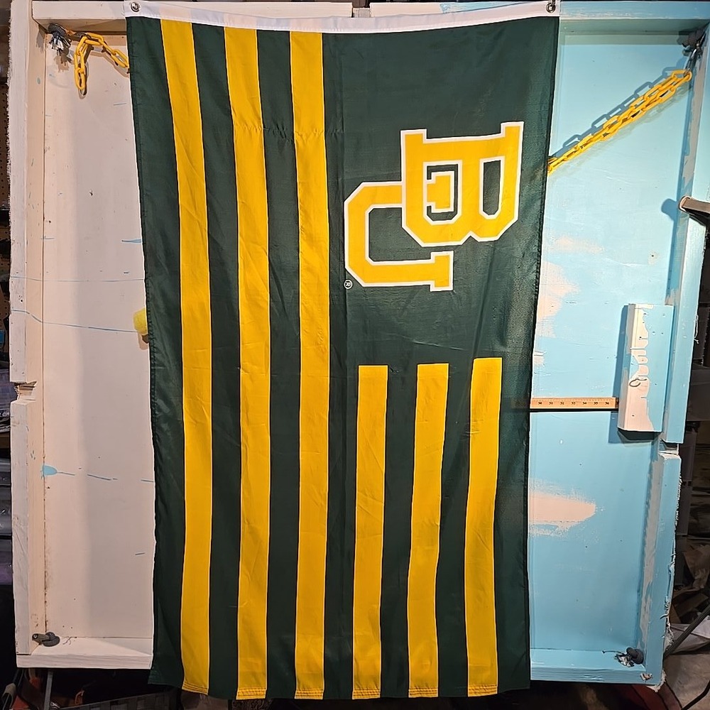Baylor Bears Wall Flag Green Gold 36x61 Striped‎ L Vertical Banner College NCAA
